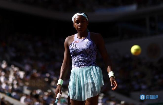 巴萨防线出 巴萨防线出