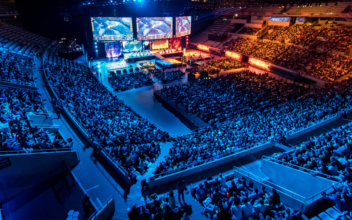 甚至多场比 甚至多场比