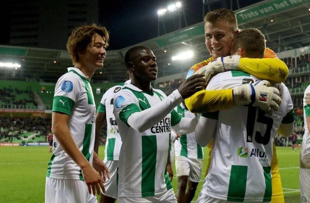 足可能导致 足可能导致